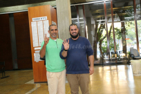 بالصور: إطلاق سراح الحاج أبو غازي أشقر والشيخ محمد عايش إلى الحبس المنزلي